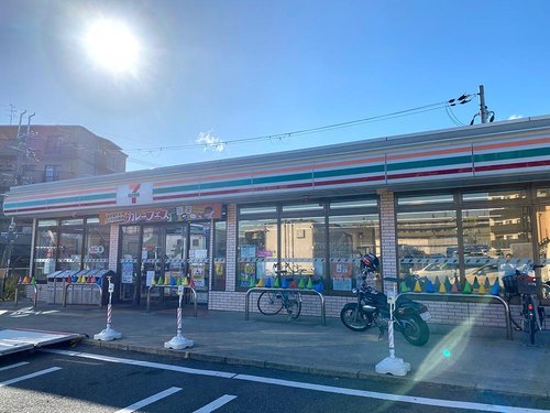 セブンイレブン茨木穂積台店